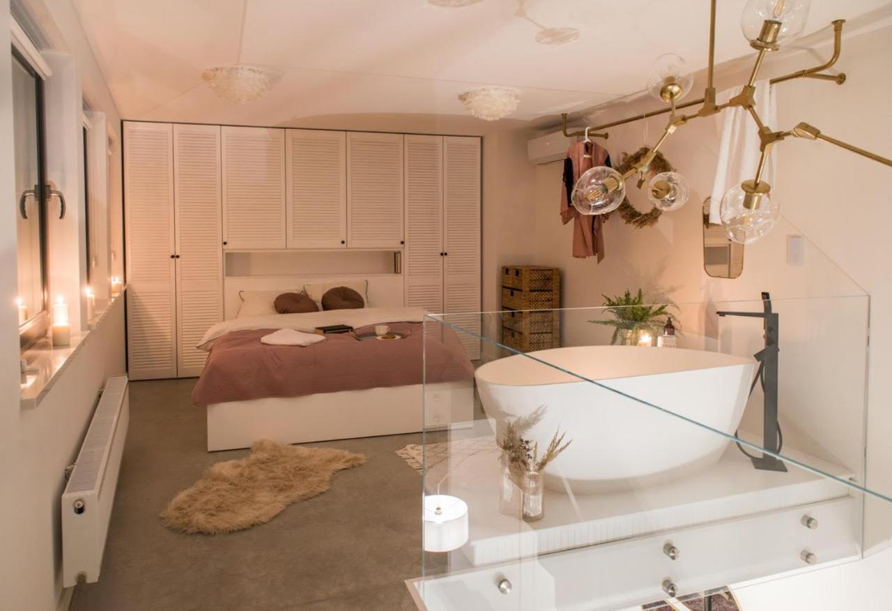 Hedo & Art Loft - Old Town Apartment Познан Екстериор снимка